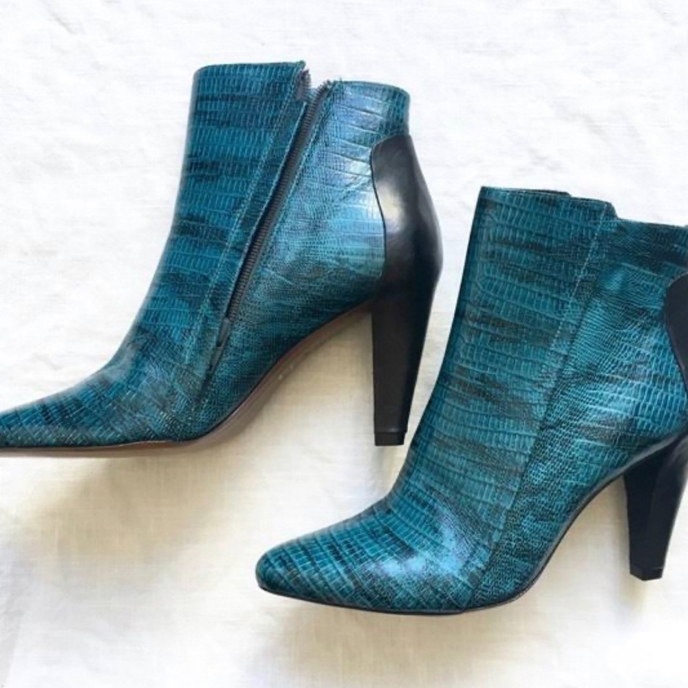 Derek Lam 10 Crosby 
Sapphire Bootie in Petrol Lizard Print💙💙